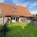 Schwalbennest Сasa de vacaciones Klanxbull